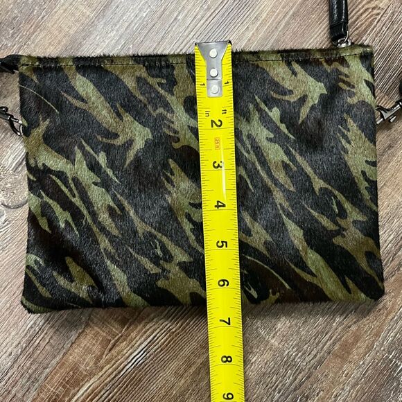 LAGGO Camo City Bag Studded Leather Pouch Crossbody Made in the USA - Picture 3 of 11